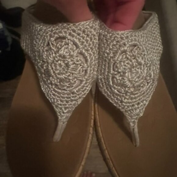 Skechers Beverlee Fancy Work Natural Crochet Beige Thong Sandals - Picture 13 of 13